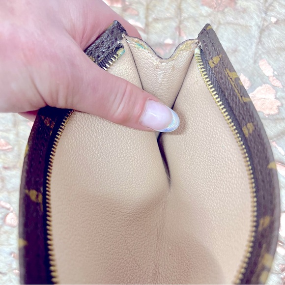 Auth Louis Vuitton monogram canvas accessory cosmetic bucket pouch pm clutch - Picture 7 of 10